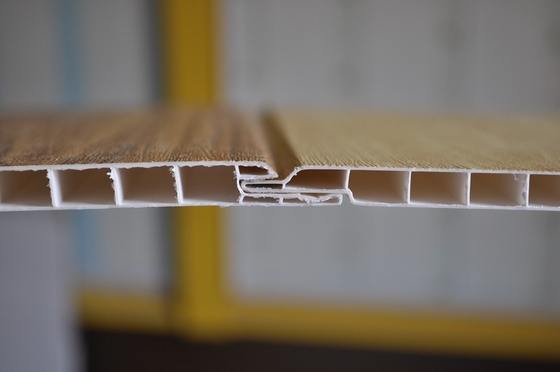 الحمام لوحات السقف PVC خفيفة الوزن ساحة / مستطيل الشكل حسب الطلب نمط